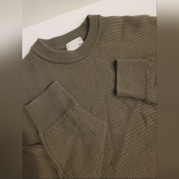 Aritzia Wilfred Free Fits Sz XS/S Lolan Green Merino Wool Knit crop sweater - Picture 6 of 10